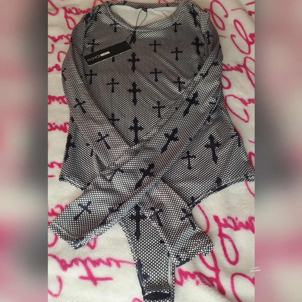 Fashion Nova Black and White Cross Bodysuit